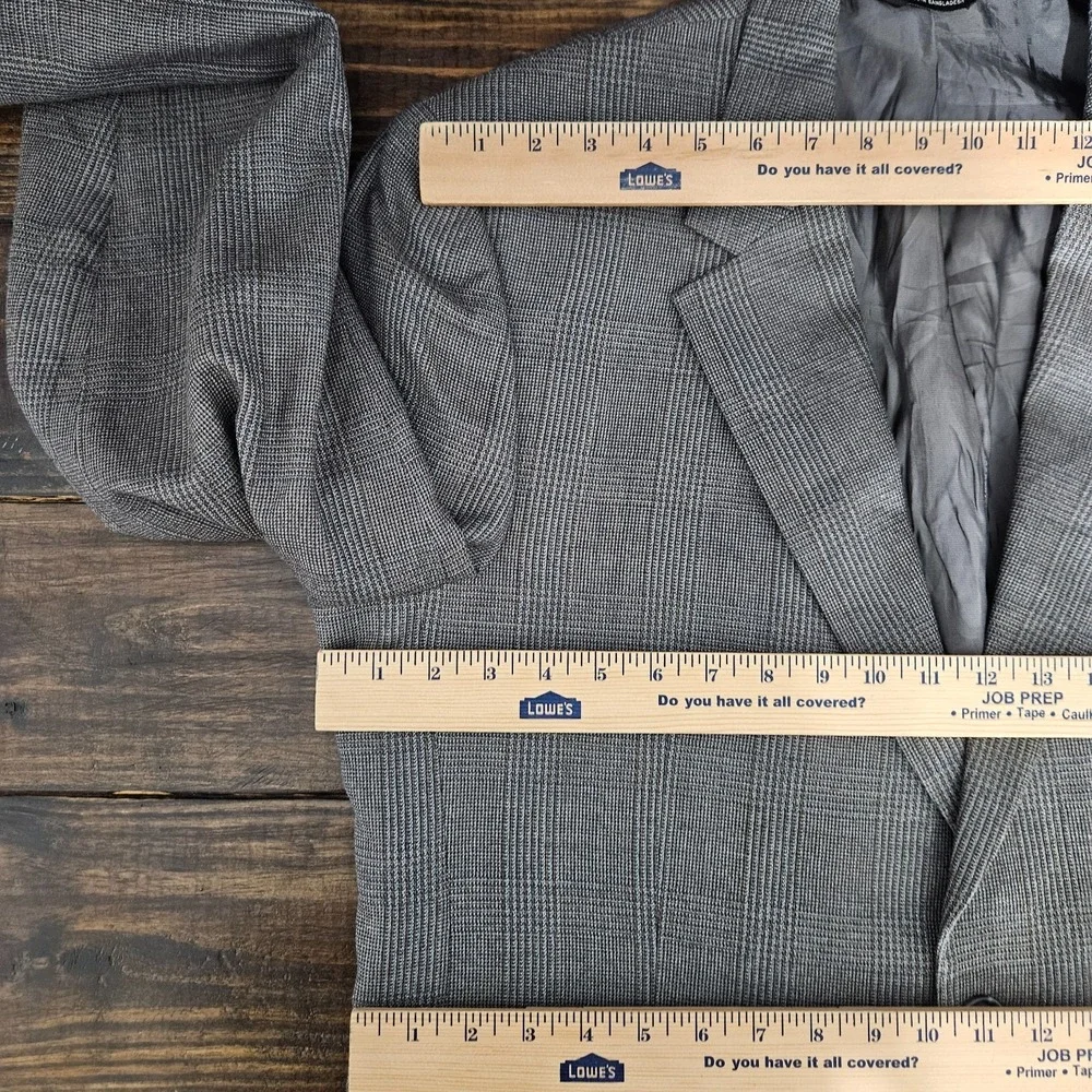 JOS A BANK Men's Sport Coat Blazer Two Button Taupe Plaid Silk Wool 44L